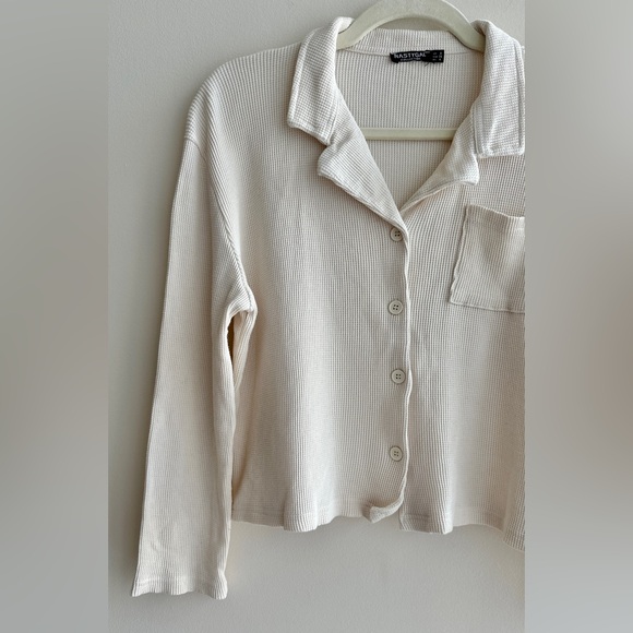Nasty Gal Cream Waffle Knit Button Down Shirt & Shorts Lounge Pajama Set, Size 4 - Picture 3 of 16
